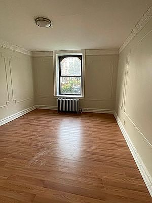 2nd image of 32 Lenox Rd #11A