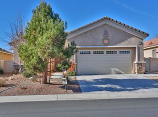 10284 Darby Rd, Apple Valley, CA 92308