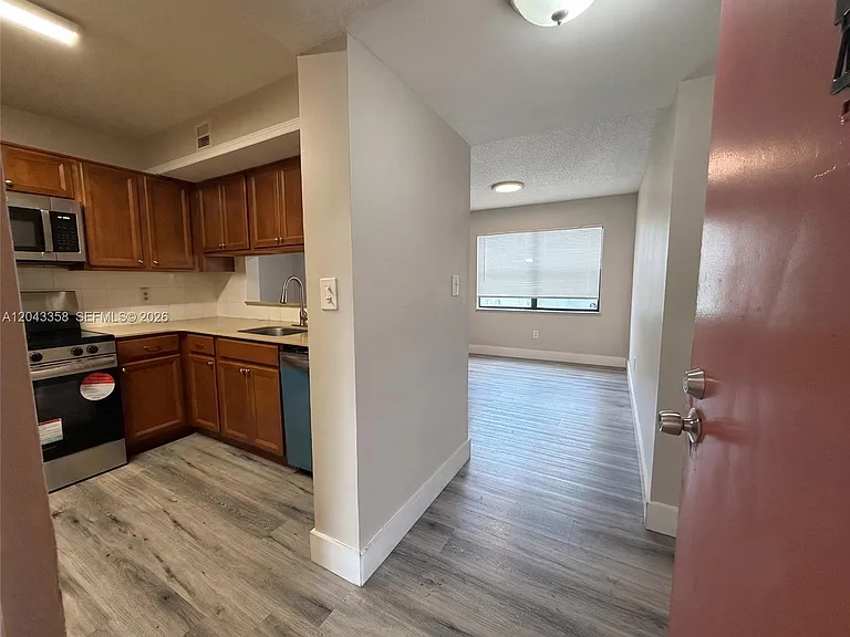 3400 Foxcroft Rd #215 — Photo 2
