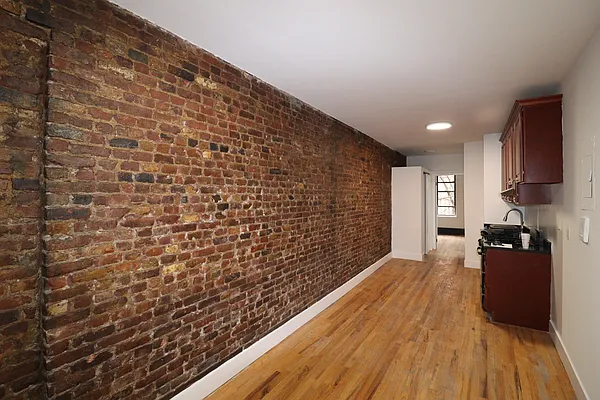 Rented by Corcoran | media 20