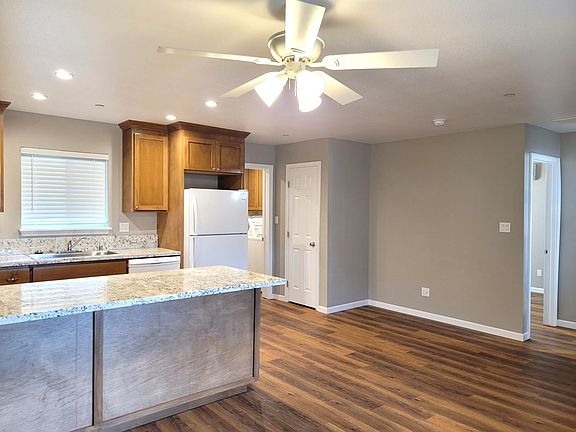 4th image of 6218 Posey Ln