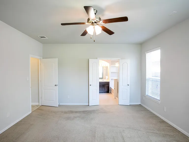 8049 Arezzo Dr — Photo 17