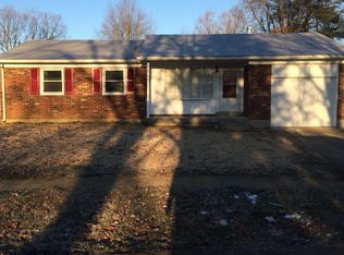 2716 Gleeson Ln, Jeffersontown, KY 40299