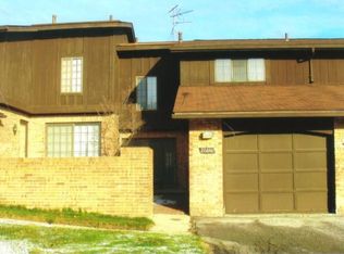 26848 Summerdale Dr #1, Southfield, MI 48033