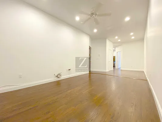 Rented by ZealEstate Group Inc | media 38