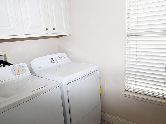 5th image of 775 Gulf Shore Dr Unit 4107