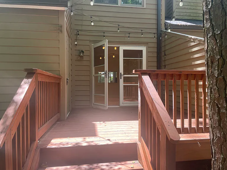 205 Forest Ct #205 — Photo 9