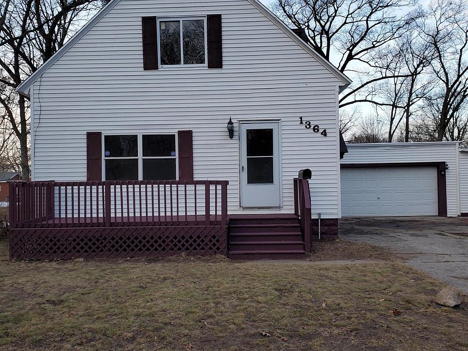1st image of 1364 Marquette Ave