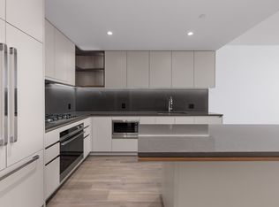 720 Farrow St #1001, Coquitlam, BC V3J0P3