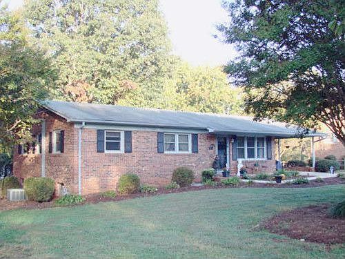 1st image of 226 W Edison Dr