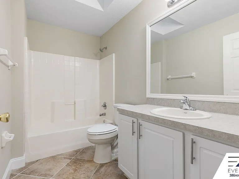 25 Rainbrook Dr — Photo 24