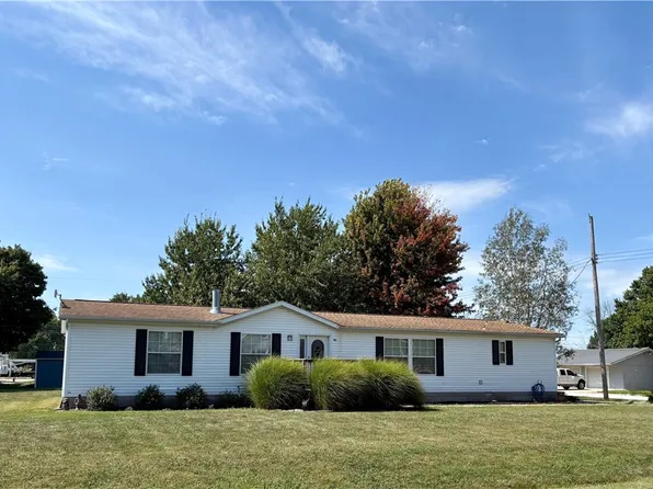 309 N Chestnut St, Strasburg, IL 62465