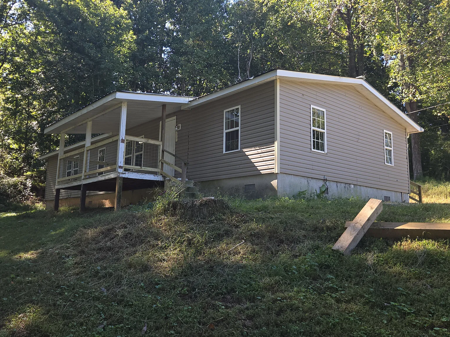 3 bed, 1275 sqft, $1,800 — Photo 1
