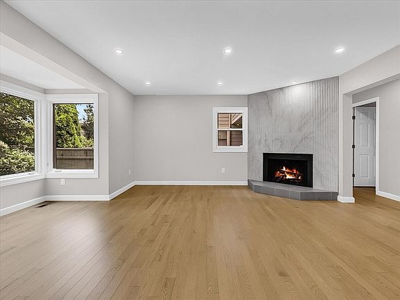 4th image of 20 Federal St Unit 6