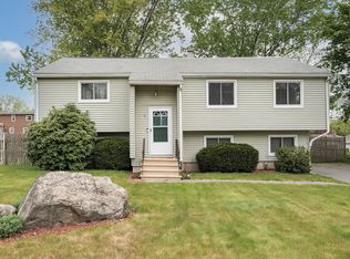 6 Rena Ave, Salem, NH 03079