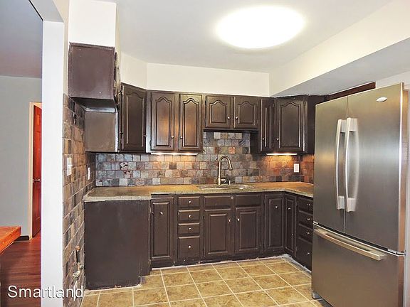 5th image of 1761 E 236th St