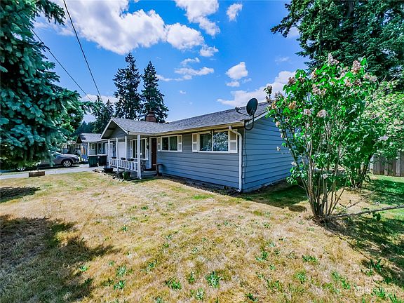 3rd image of 309 Choker Street SE #A/B