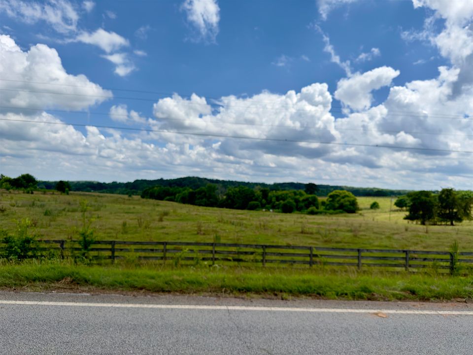 1st image of 572 Sparta Hwy #150