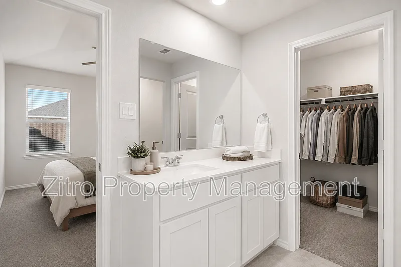 3 bed, 2.0 bath, 1333 sqft, $1,850 — Photo 3