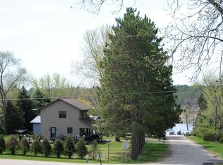 N5136 Ferry Rd, Princeton, WI 54968