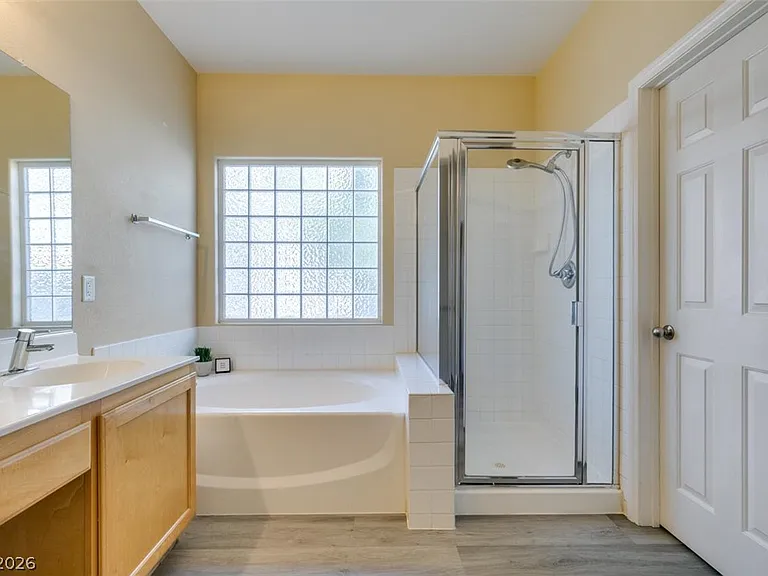 172 Mount Earl Ave — Photo 14