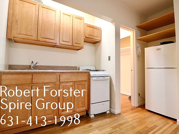 4th image of 107 W 69th St APT Lc