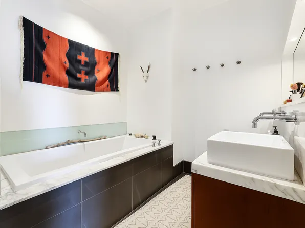 60 Broadway image 10 of 16