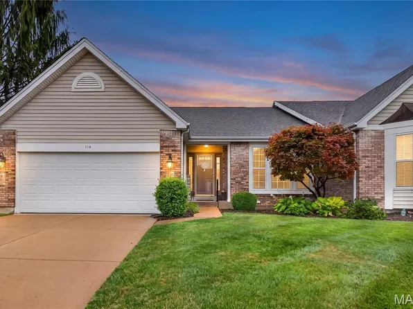 114 Pine Trail Dr Unit 8, Lake Saint Louis, MO 63367