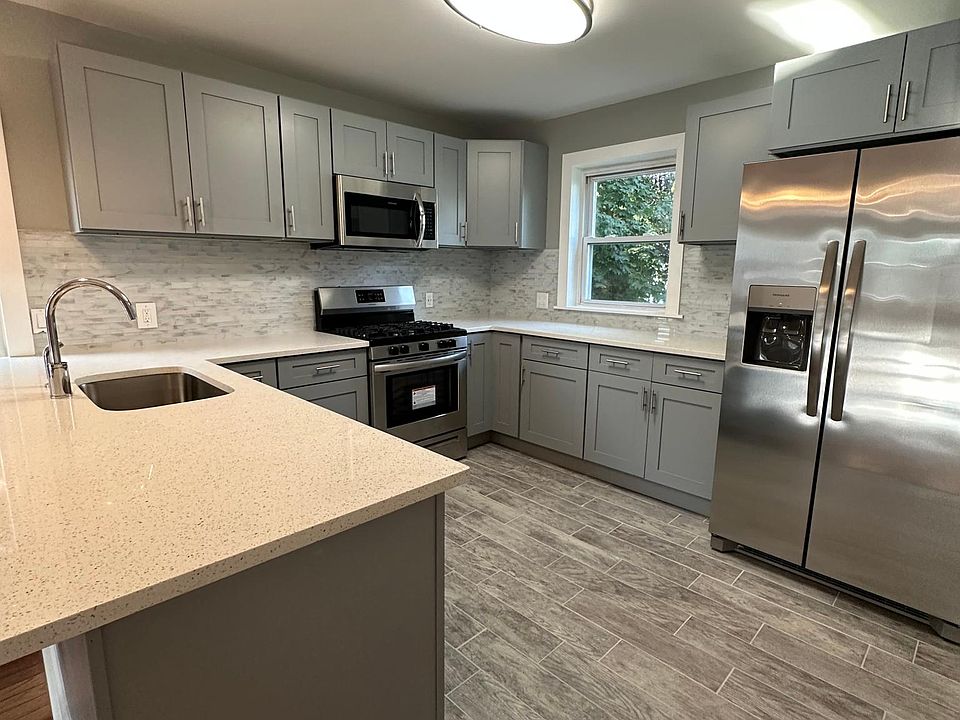 1st image of 40 Altonwood Pl #1A