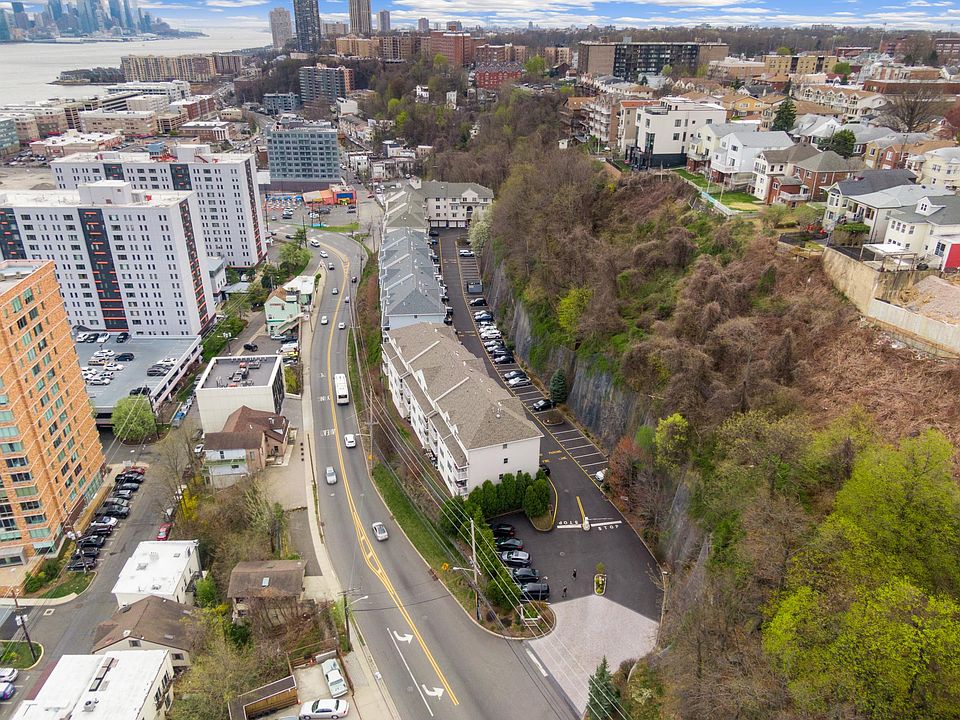 9 Legend Hills Dr, Edgewater, NJ 07020 Zillow