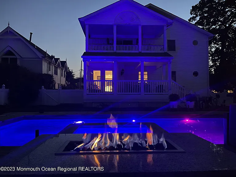 2112 Edgewood Pl — Photo 18