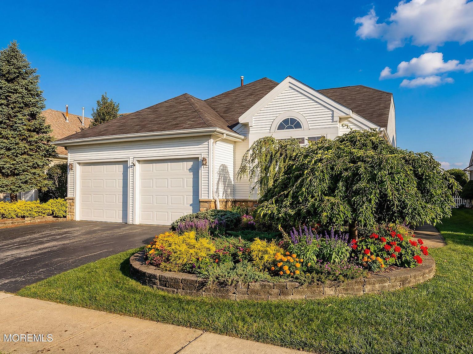 10 Arcadia Drive