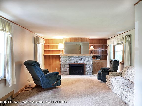 4th image of 6264 Marywood Ave
