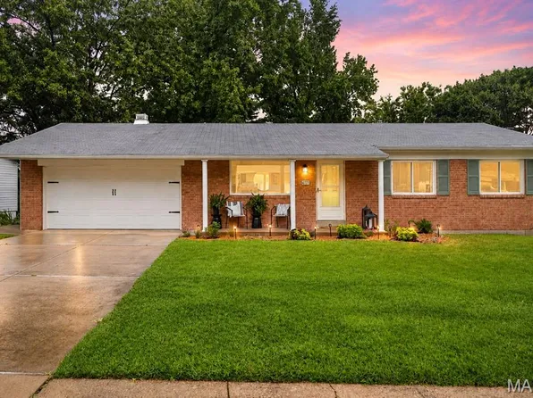 4131 Lockport Dr, Bridgeton, MO 63044
