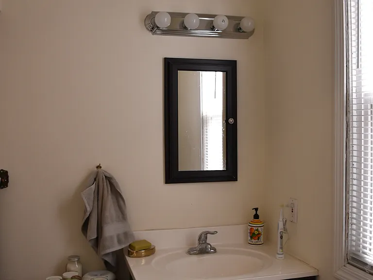 1225 Jenifer St #1 — Photo 12