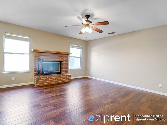 3rd image of 9446 Denholm Ct