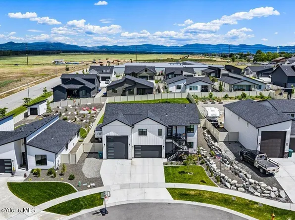 13740 N Ramore Ct, Rathdrum, ID 83858