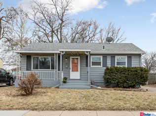 1011 Hopkins Dr, Bellevue, NE 68005