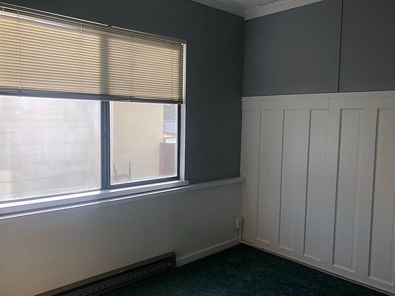 2nd image of 14 N Clinton St APT 3