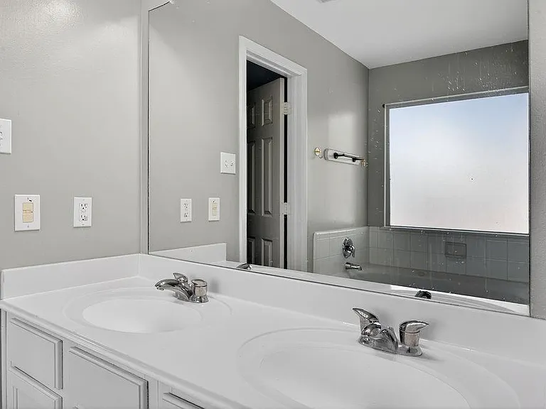6706 Portlick Dr — Photo 14