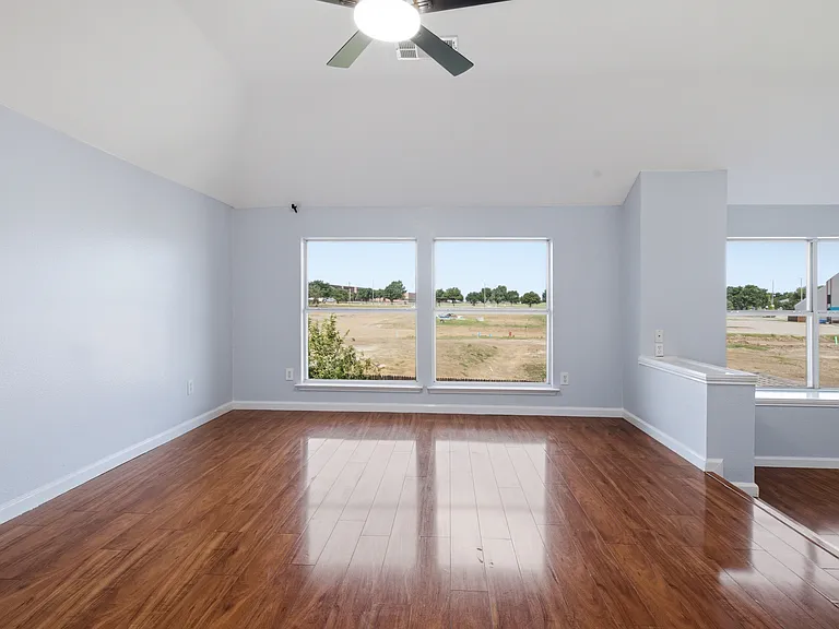 2114 Rustic Ridge Dr — Photo 31