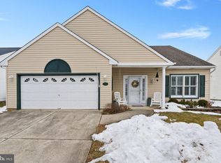 Arlington Model, Columbus, NJ 08022