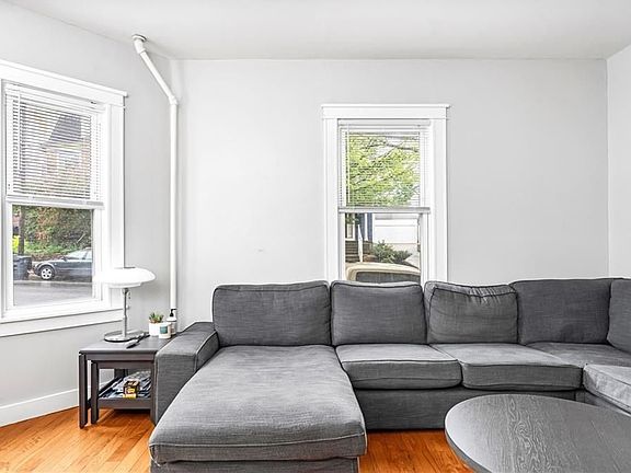 4th image of 2 Poplar St #1