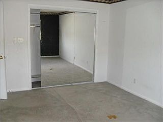 5th image of 4947 Oakbrook Ct