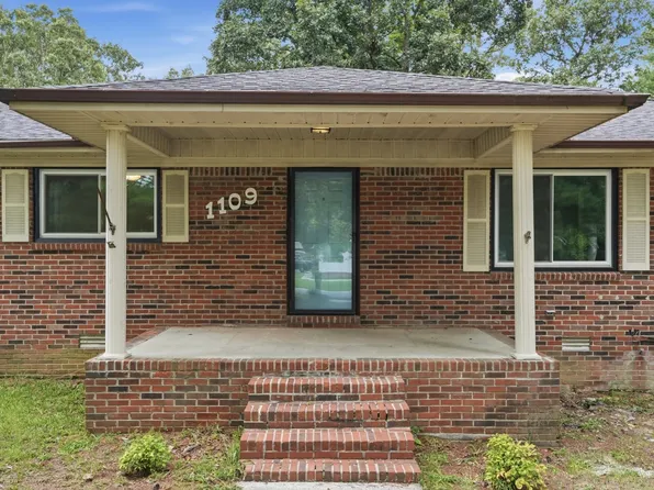 1109 McMahan St, Manchester, TN 37355