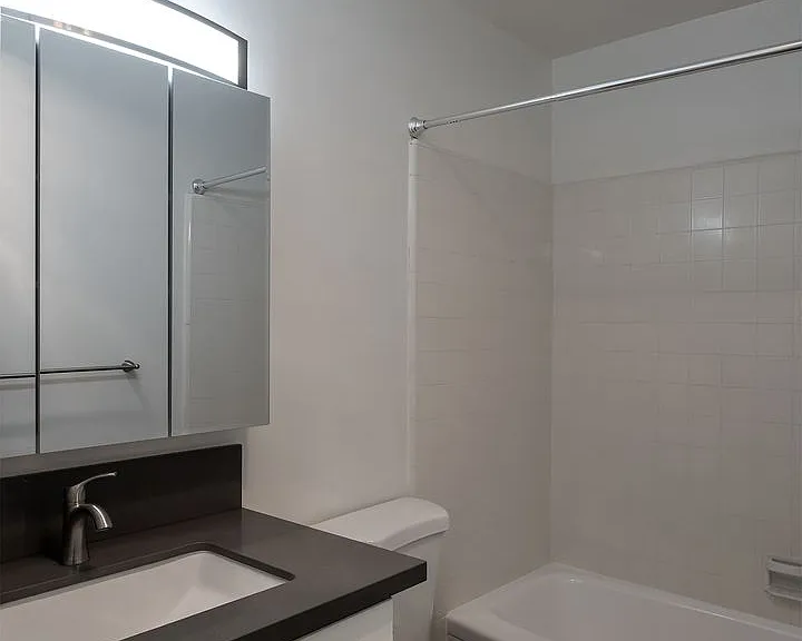 420 Burchett St — Photo 16