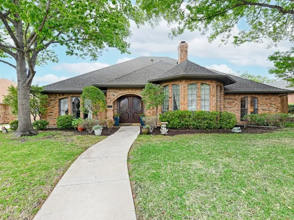 2305 Highland Heights Ln, Carrollton, TX 75007