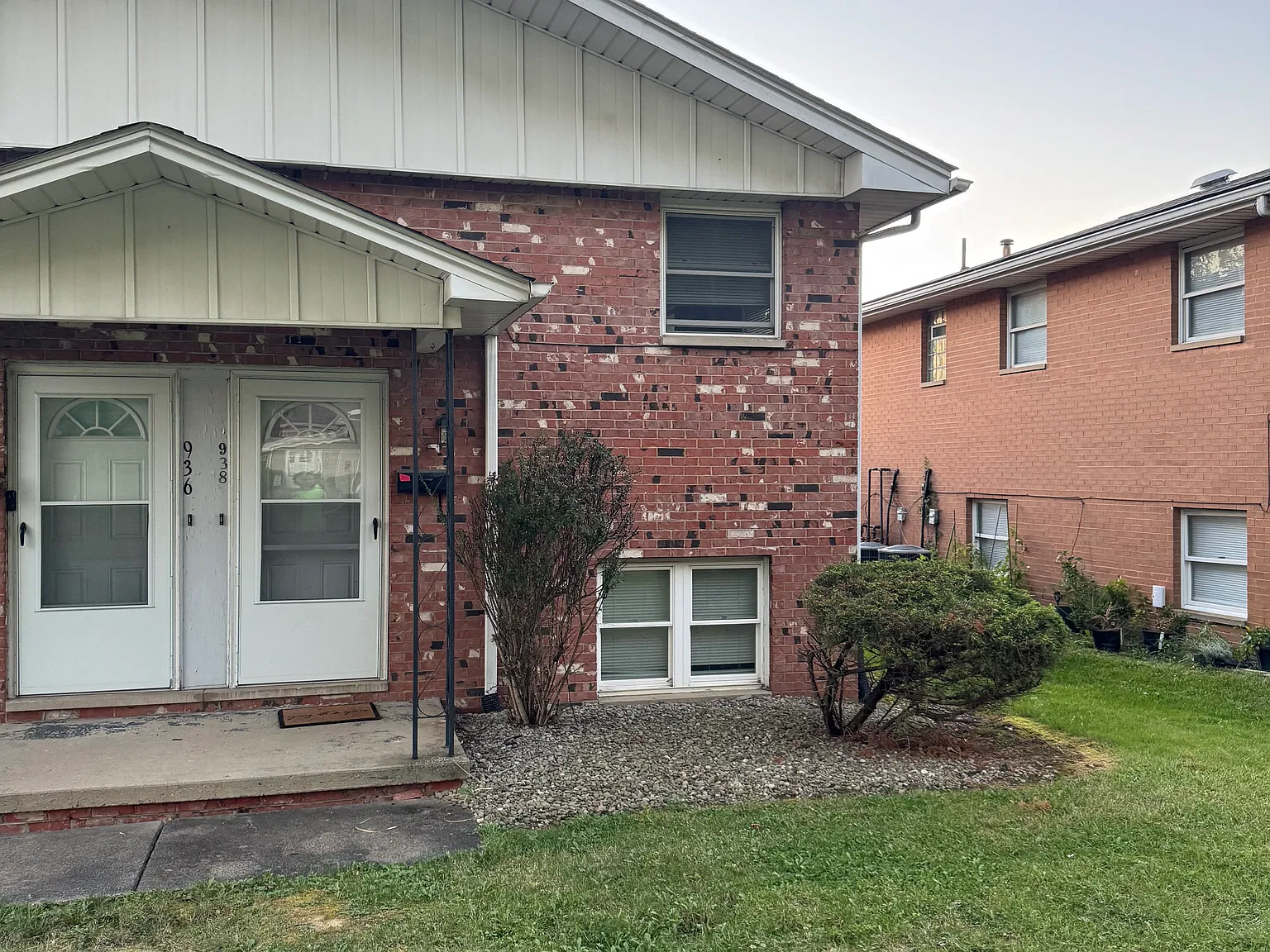 2 bed, 1240 sqft, $1,000 — Photo 4