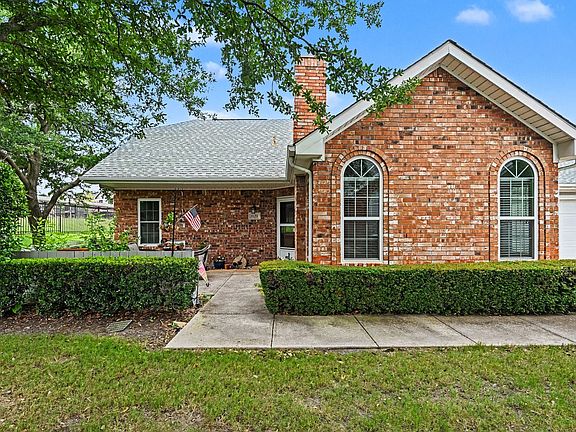 3rd image of 6123 Welden Ct