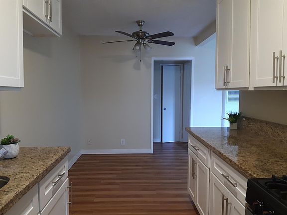 3rd image of 800 N Azusa Ave #14